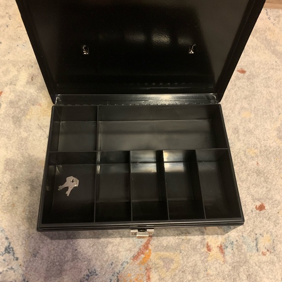 NEW Master Lock 6 Drawer Storag Security Cash Box - Picture 2 of 3